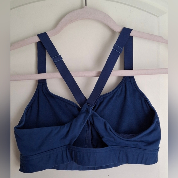 Under armour womens blue small cross back athletic active padded sports bra run - Picture 4 of 7